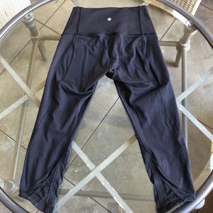 lululemon athletica Pants - Lululemon Cropped Leggings lululemon athletica Pants - Lululemon Cropped Leggings